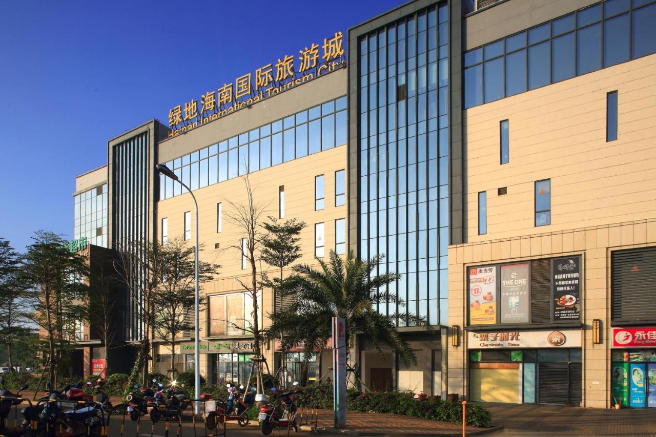 Care Residential Hotel Haikou  Exterior photo