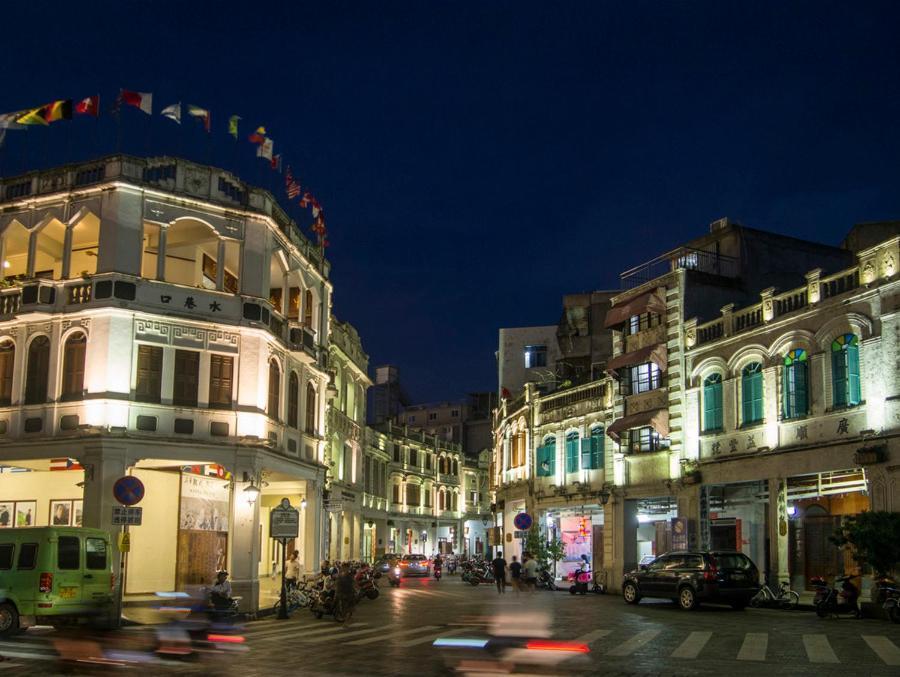 Care Residential Hotel Haikou  Exterior photo